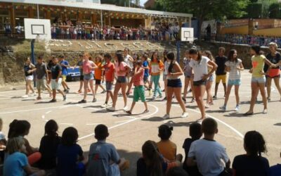 DINAR DE COMIAT DE 6è AL MENJADOR DE L’ESCOLA